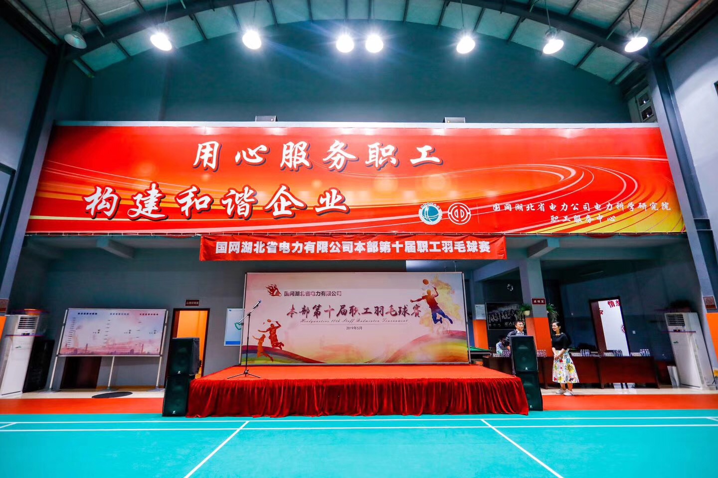 桁架舞臺(tái)搭建工廠(chǎng)，藝術(shù)與技術(shù)的交匯點(diǎn)